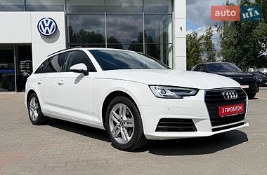 Audi A4  2019