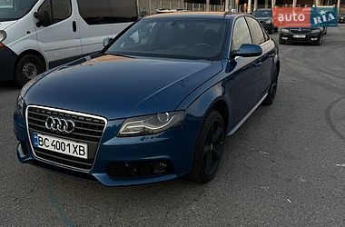 Audi A4  2011