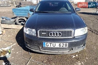 Седан Audi A4 2002 в Южном
