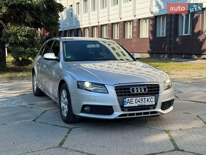 Універсал Audi A4 2011 в Дніпрі