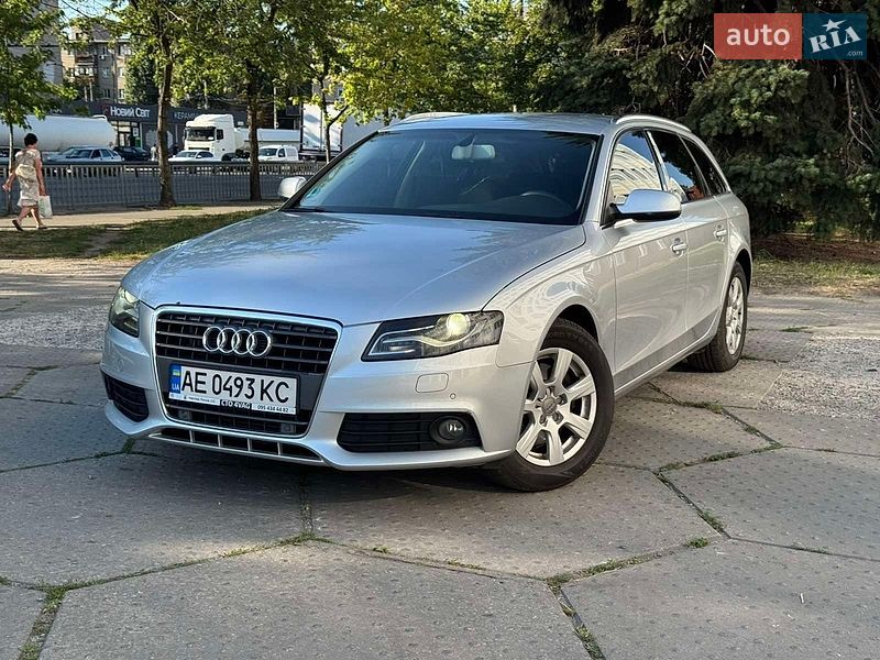 Універсал Audi A4 2011 в Дніпрі