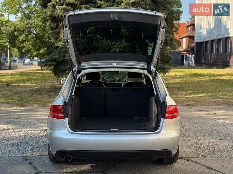 Універсал Audi A4 2011 в Дніпрі