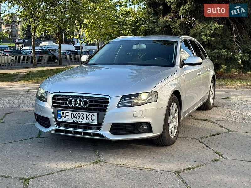 Універсал Audi A4 2011 в Дніпрі