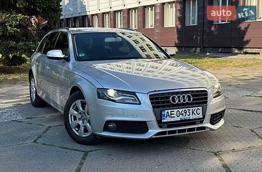 Audi A4  2011