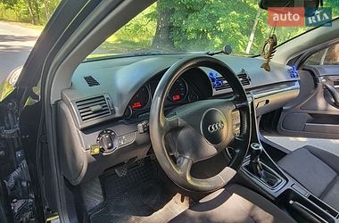 Седан Audi A4 2003 в Малине