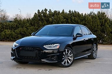 Audi A4  2020