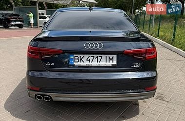 Audi A4 2017