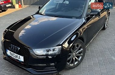 Седан Audi A4 2014 в Вознесенську