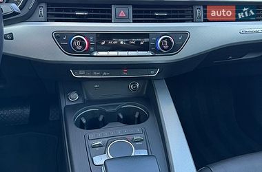 Седан Audi A4 2017 в Ровно