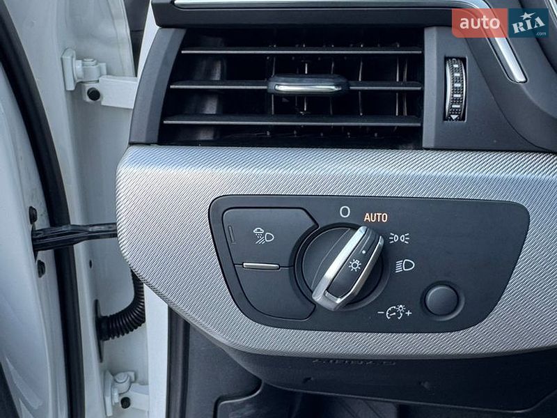Седан Audi A4 2017 в Ровно