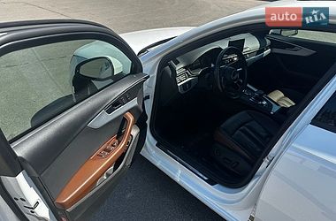Седан Audi A4 2016 в Харкові