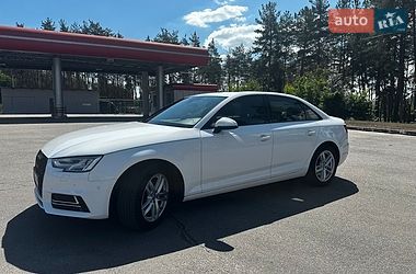Седан Audi A4 2016 в Харкові