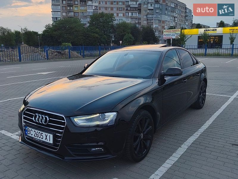Седан Audi A4 2012 в Шептицькому