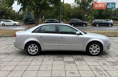 Седан Audi A4 2006 в Луцке