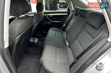Седан Audi A4 2006 в Луцке