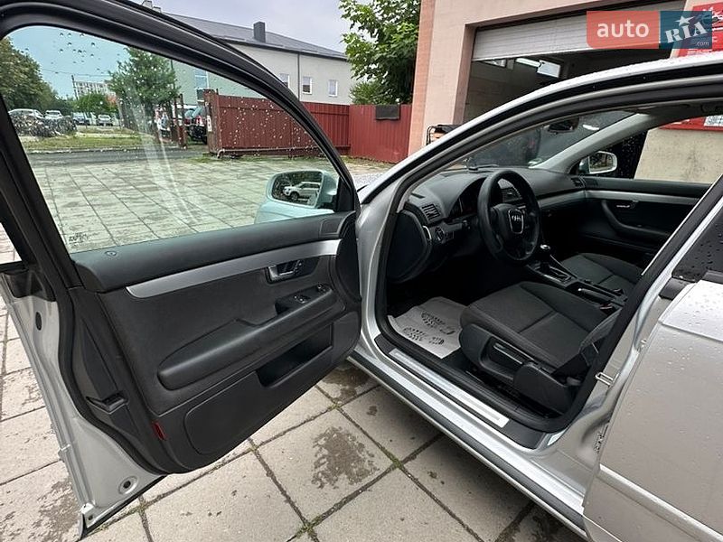 Седан Audi A4 2006 в Луцке