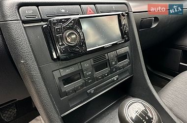 Седан Audi A4 2006 в Луцке