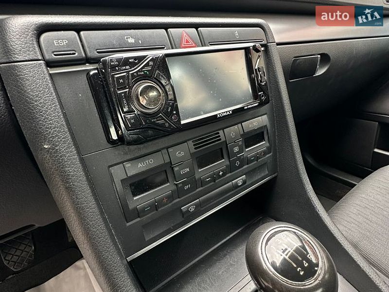 Седан Audi A4 2006 в Луцке