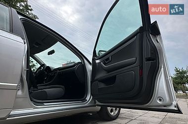 Седан Audi A4 2006 в Луцке
