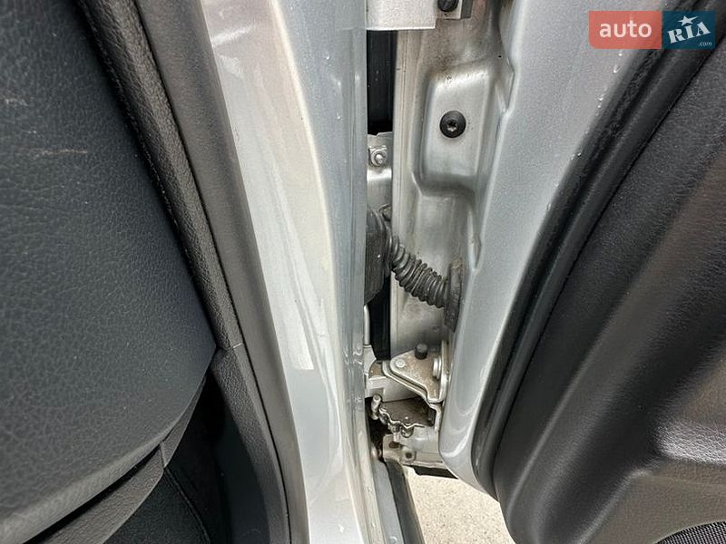 Седан Audi A4 2006 в Луцке