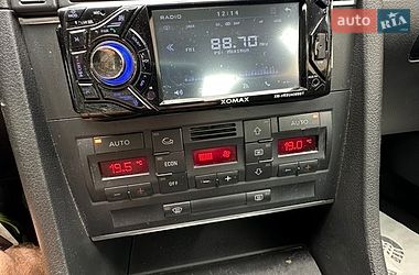 Седан Audi A4 2006 в Луцке