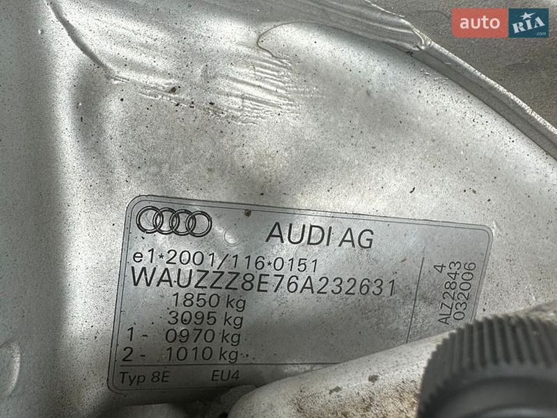 Седан Audi A4 2006 в Луцке