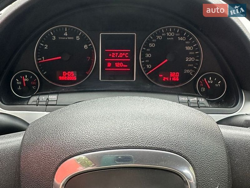 Седан Audi A4 2006 в Луцке