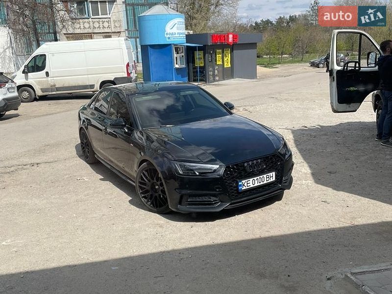 Седан Audi A4 2017 в Дніпрі