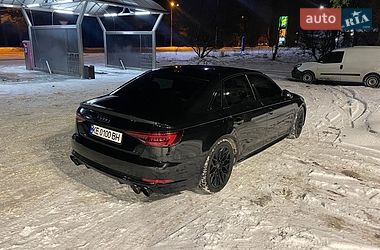 Седан Audi A4 2017 в Дніпрі