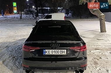 Седан Audi A4 2017 в Дніпрі