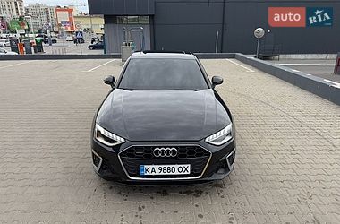 Audi A4  2022