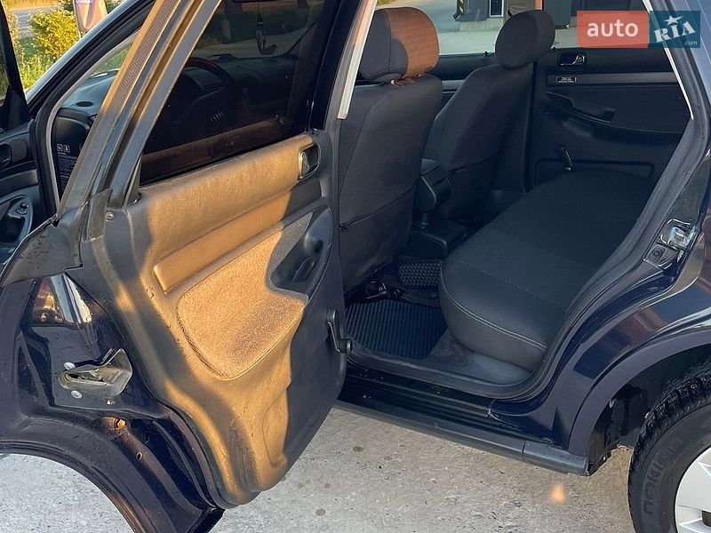 Седан Audi A4 1996 в Чорткові фото 4 Седан Audi A4 1996 в Чорткові