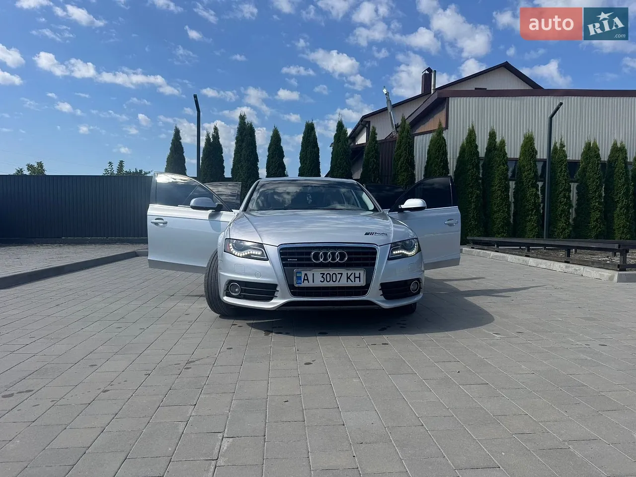 2011 Audi A4 - мініатюра 2