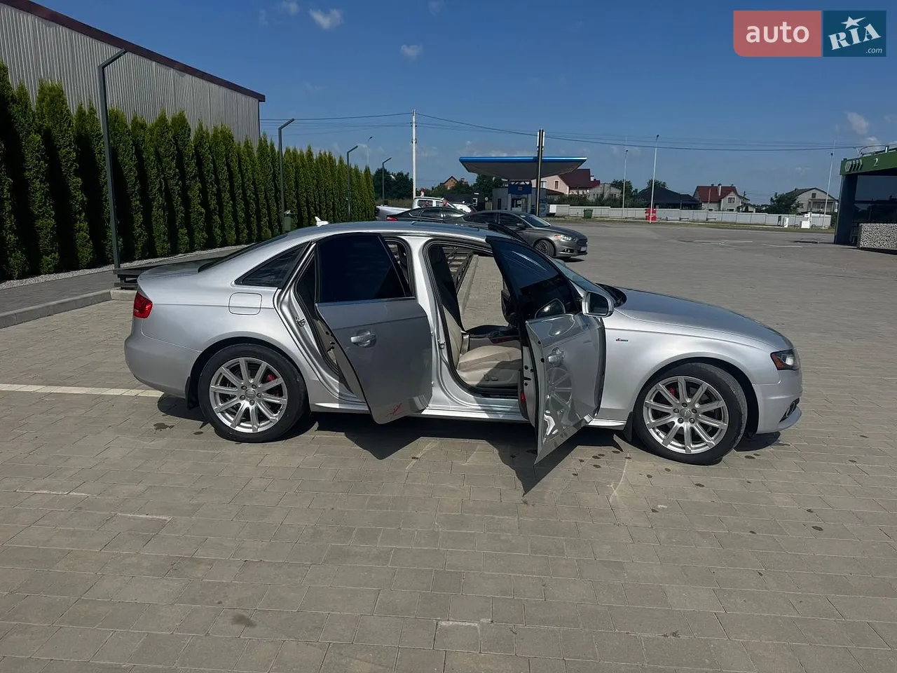 2011 Audi A4 - мініатюра 4