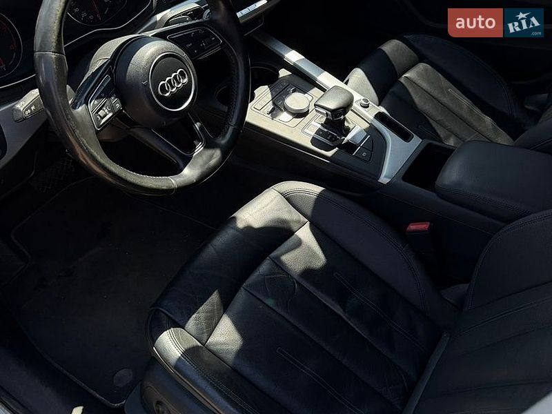 Седан Audi A4 2016 в Полтаві