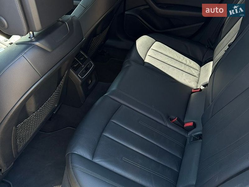 Седан Audi A4 2016 в Полтаві