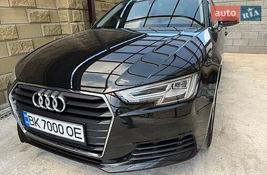 Audi A4  2018