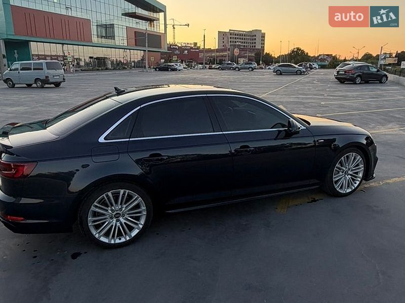 Седан Audi A4 2018 в Тернополі