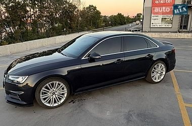 Седан Audi A4 2018 в Тернополі
