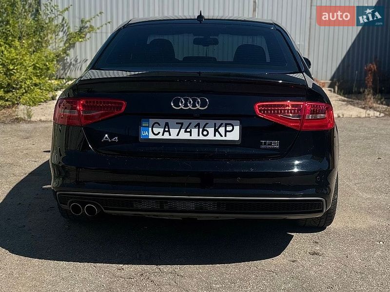 Седан Audi A4 2015 в Богуславе