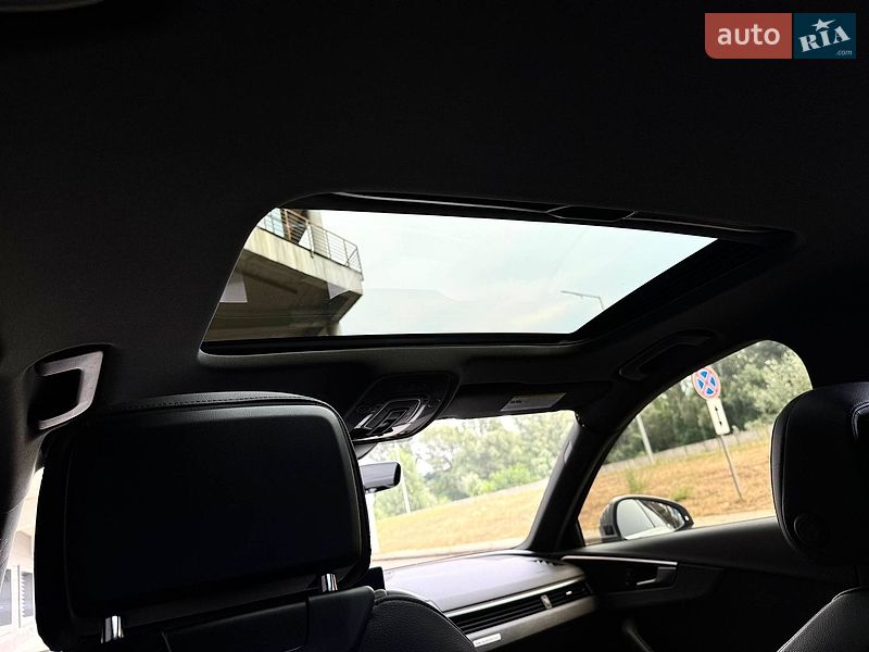 Седан Audi A4 2018 в Києві
