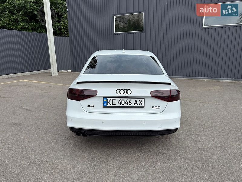 Седан Audi A4 2014 в Дніпрі