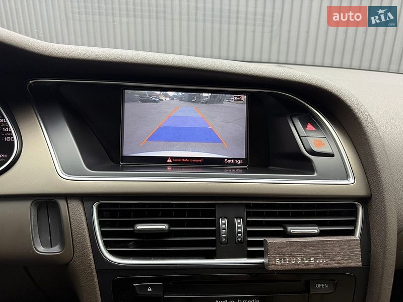 Седан Audi A4 2014 в Дніпрі