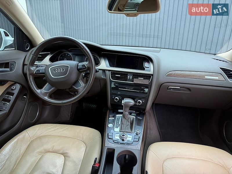 Седан Audi A4 2014 в Дніпрі