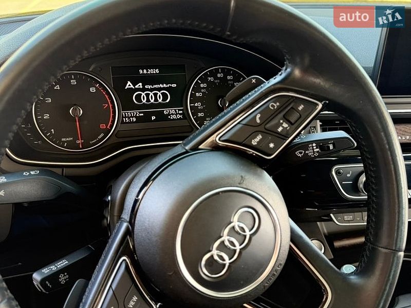Седан Audi A4 2016 в Сараті