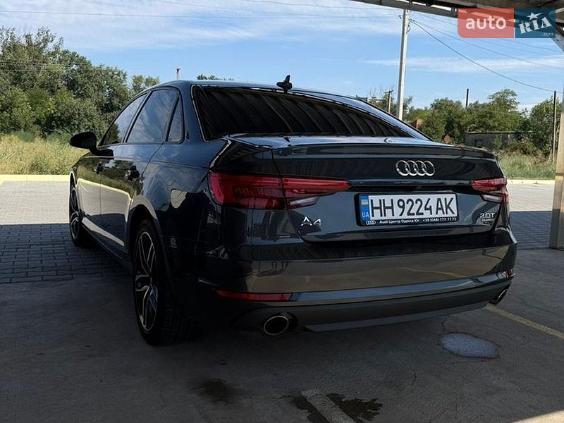 Седан Audi A4 2016 в Сараті