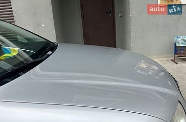 Седан Audi A4 2002 в Чернівцях
