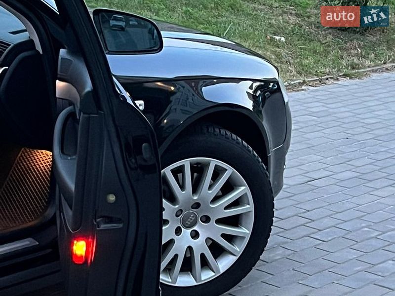 Универсал Audi A4 2005 в Киеве