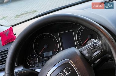 Универсал Audi A4 2005 в Киеве