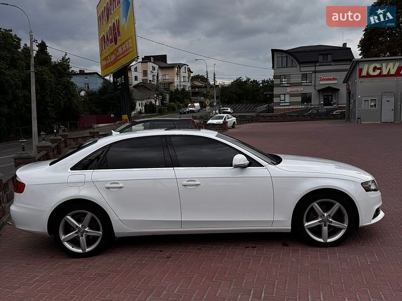 Седан Audi A4 2008 в Рівному